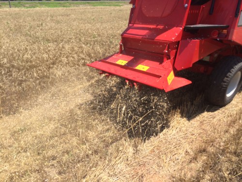 Even with a 5 ft header residue management is important.